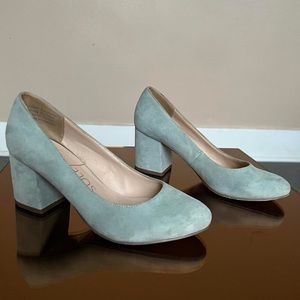 Sole Society baby blue suede block heels